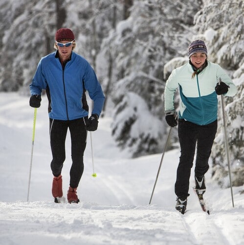 Winter Escapade Idea: Cross-Country Skiing & Cozy Coffees